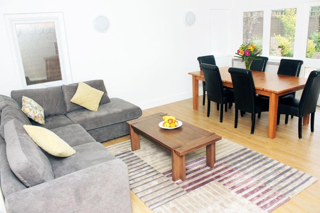 Gidea Park Hotel Ρόμφορντ Εξωτερικό φωτογραφία